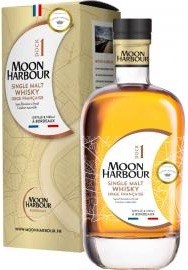 Moon Harbour Whisky Single Malt Dock 1