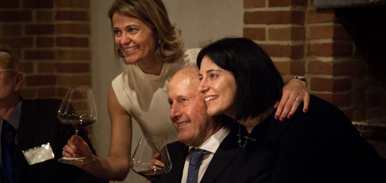 Paolo Scavino: Enrico and his daughters Enrica and Elisa