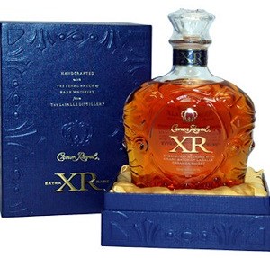 Crown Royal Canadian Whiskey XR Extra Rare (Blue)