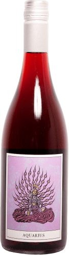 Sun Moon Rising Chilled Red Aquarius